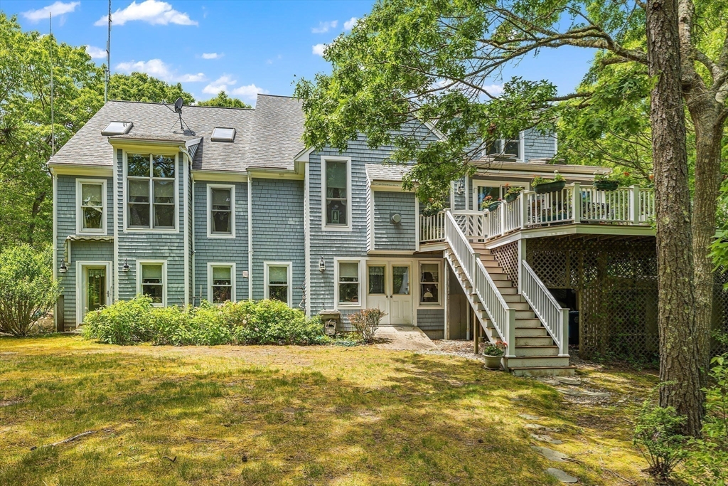 112 Saddleback Ln