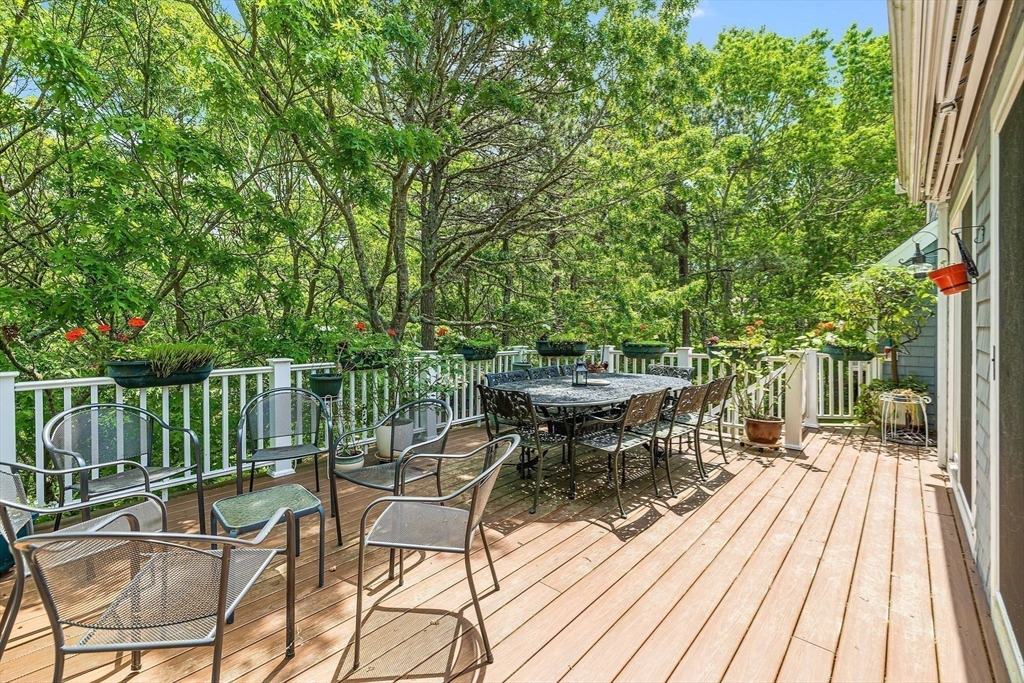 112 Saddleback Ln
