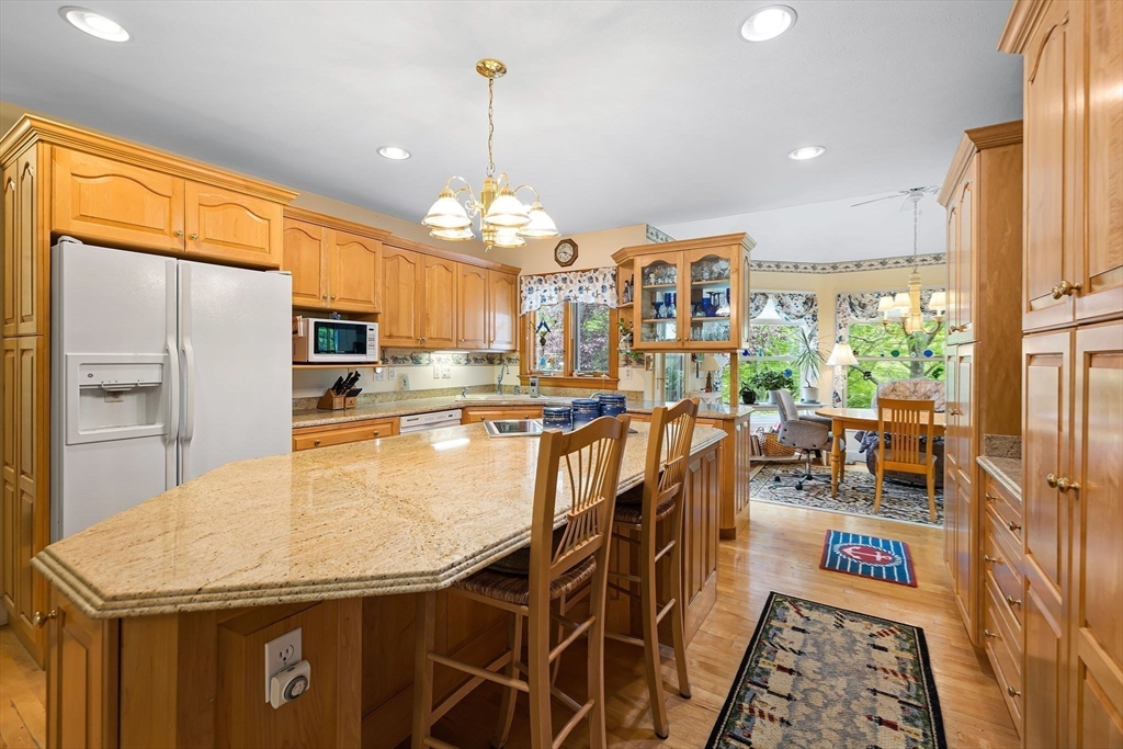 112 Saddleback Ln