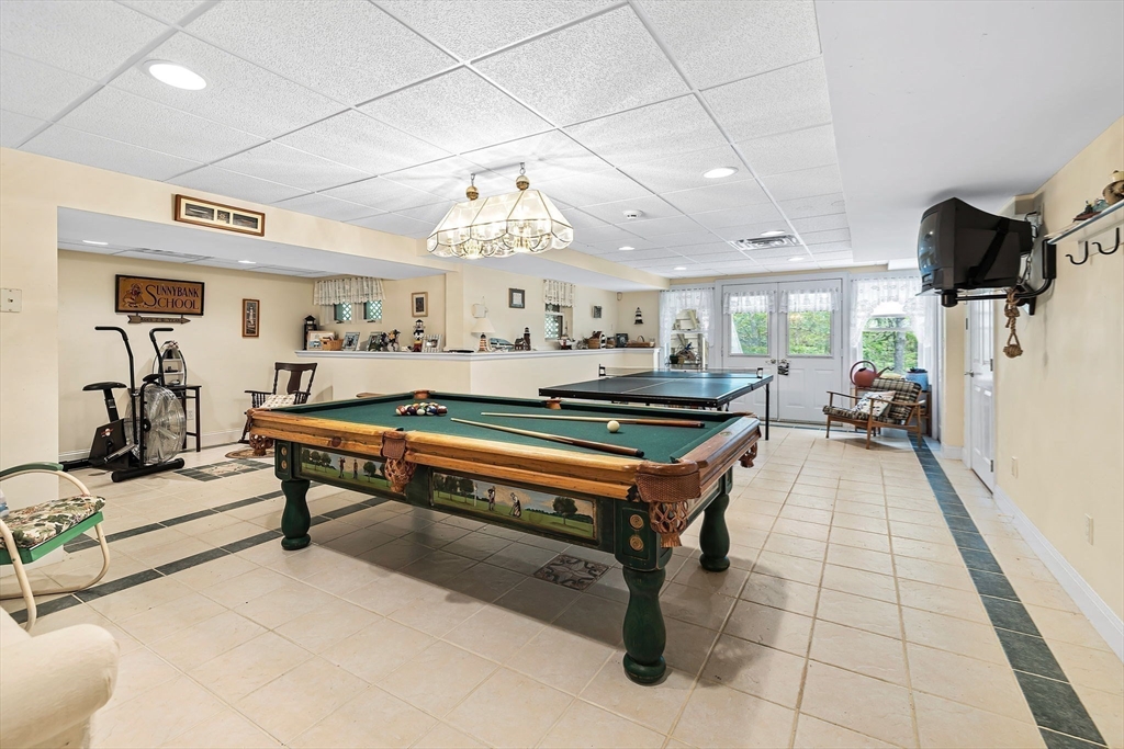 112 Saddleback Ln