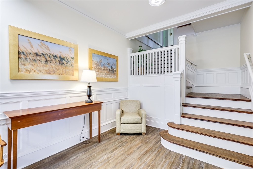 165 Woods Hole Rd