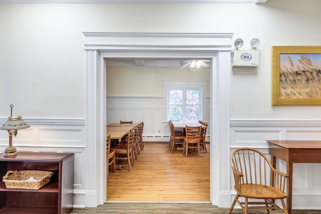 165 Woods Hole Rd