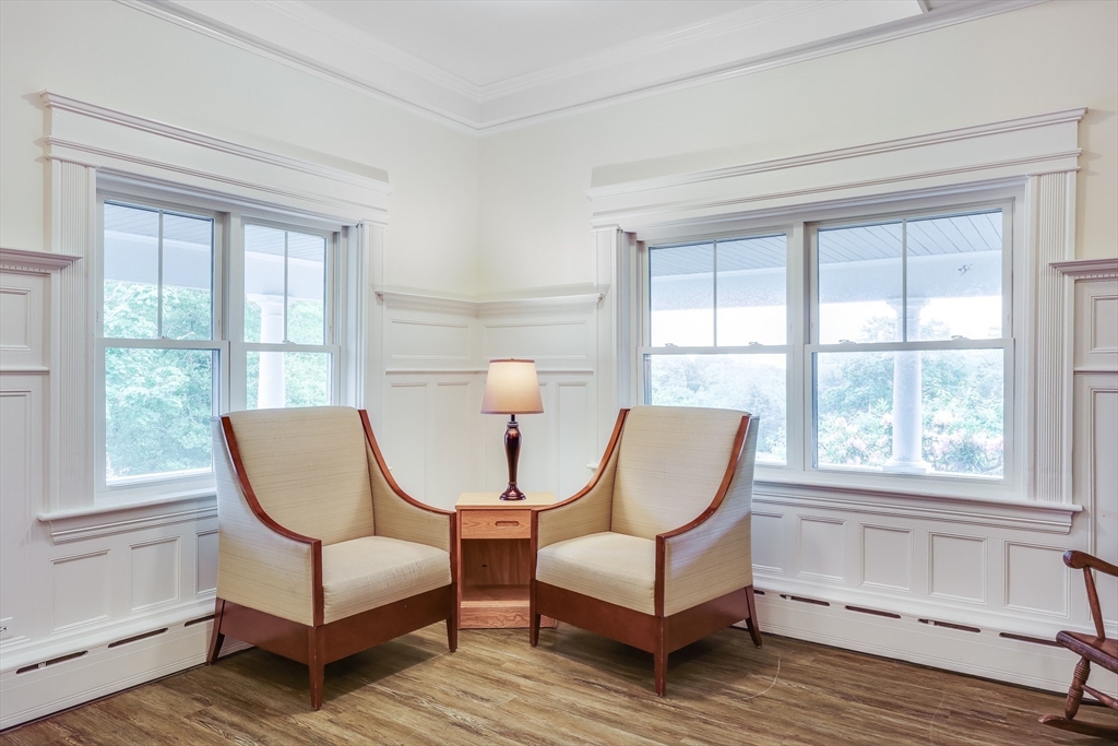 165 Woods Hole Rd
