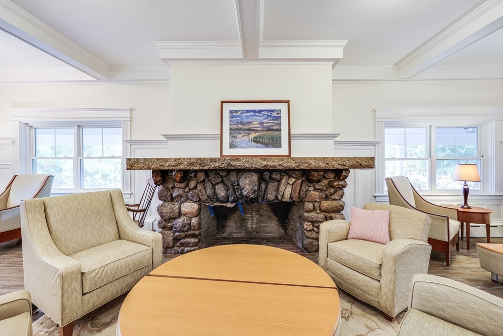 165 Woods Hole Rd