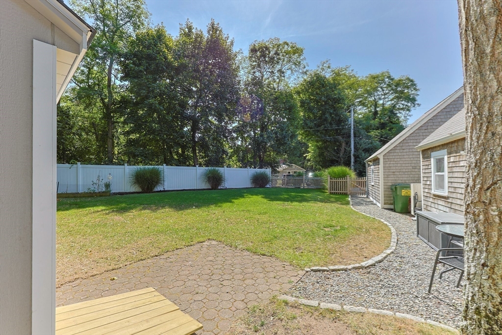 24 Hilltop Drive