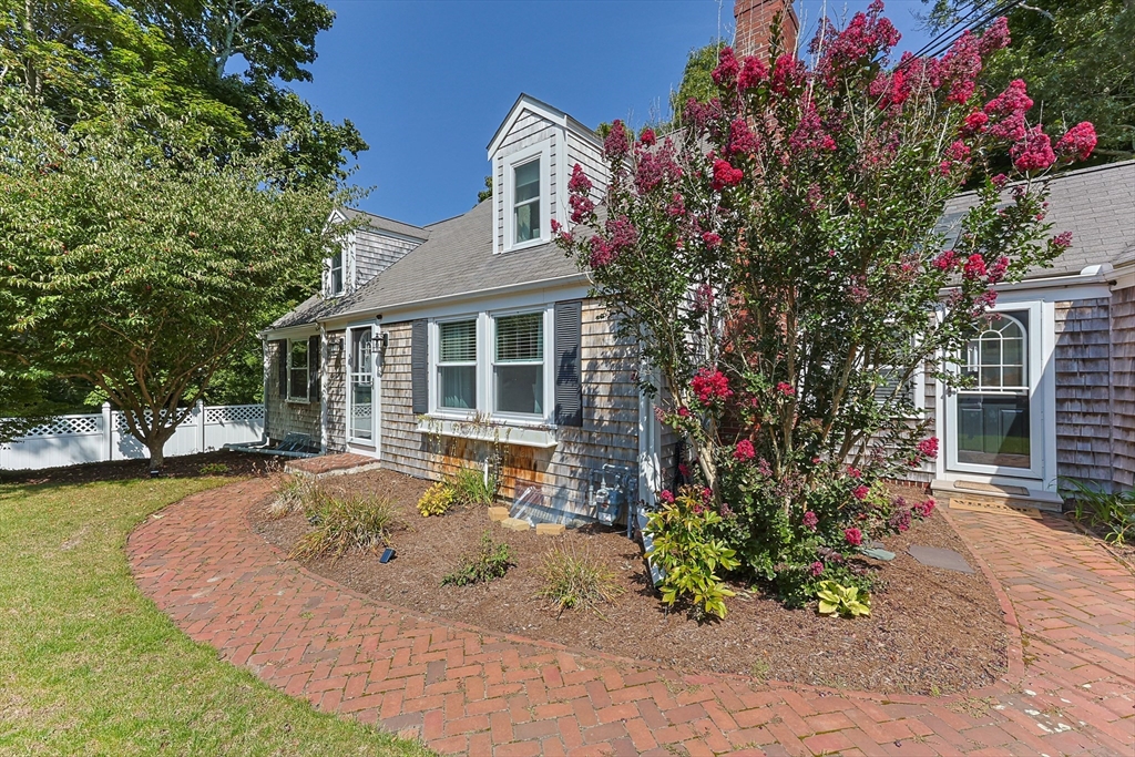 24 Hilltop Drive