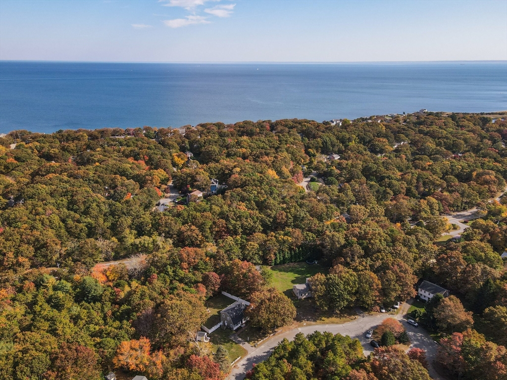 14 Galleon Dr