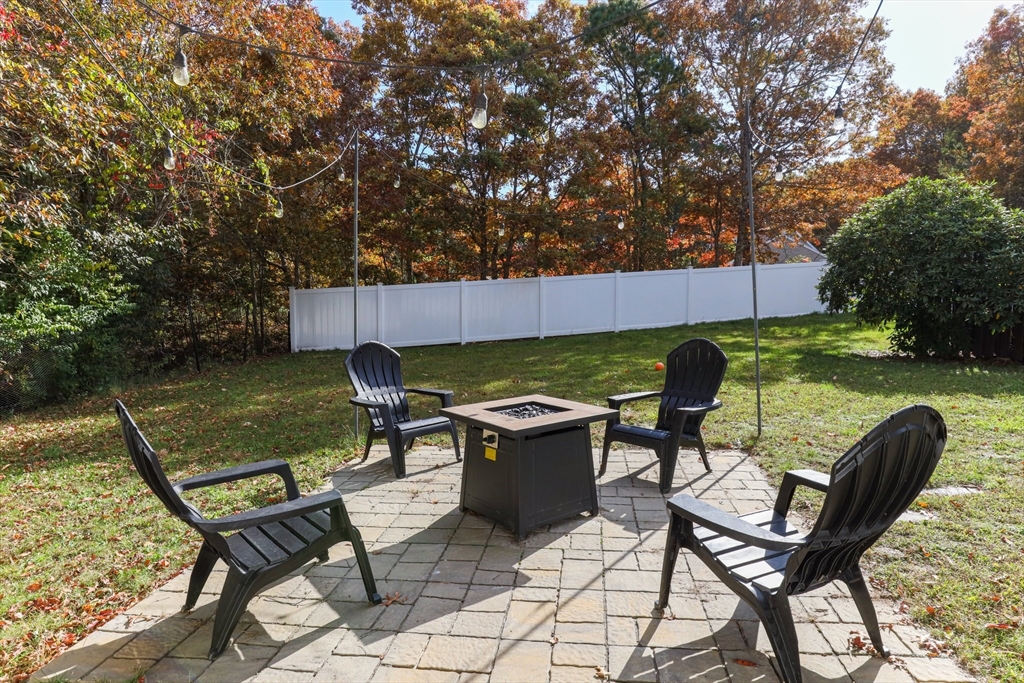 14 Galleon Dr