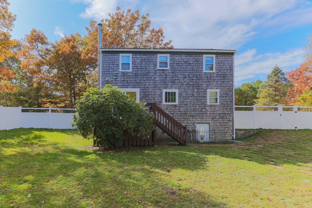 14 Galleon Dr