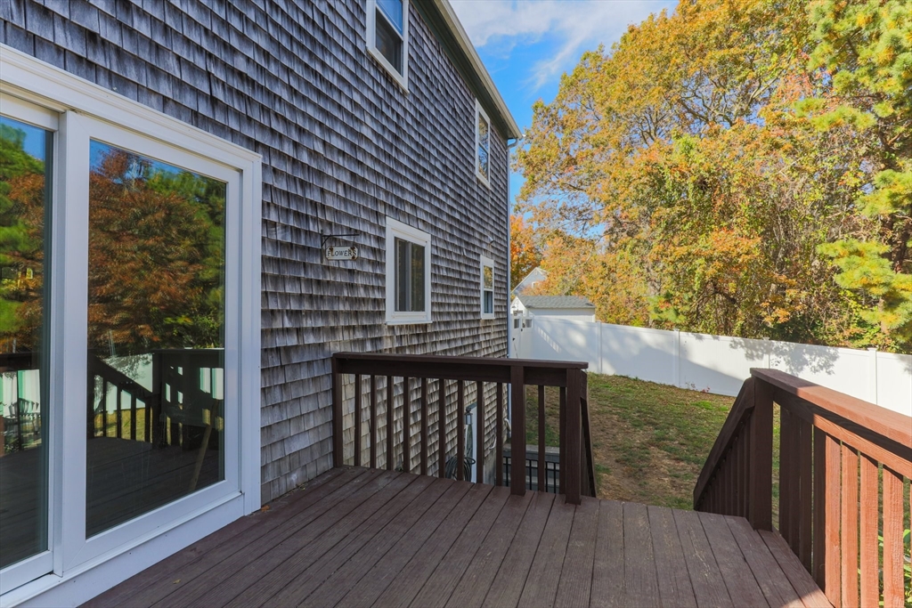 14 Galleon Dr