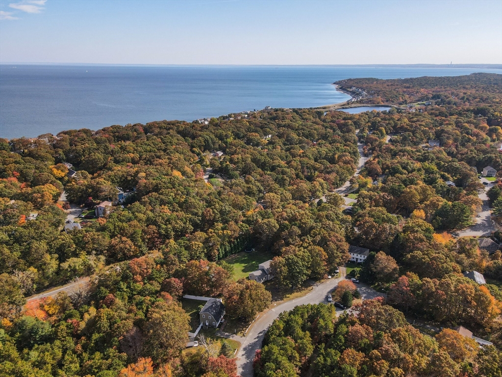 14 Galleon Dr