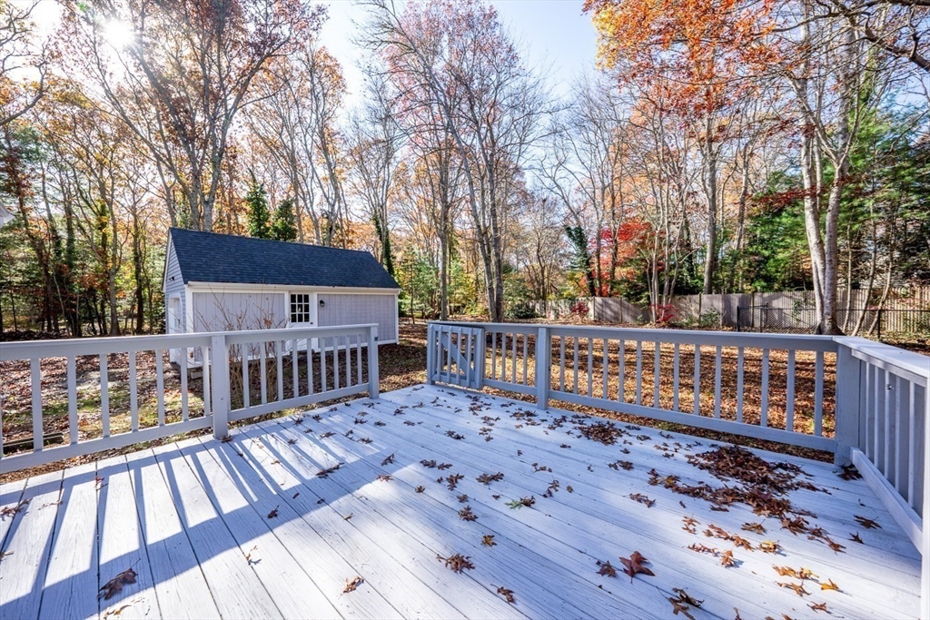 29 Powder Horn Way