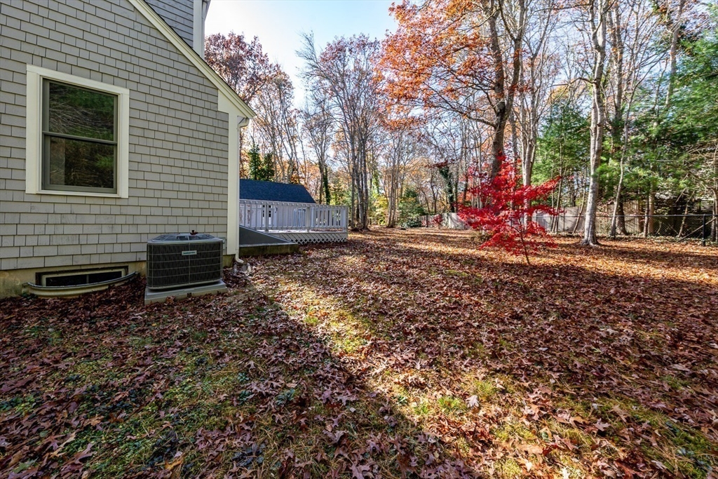 29 Powder Horn Way