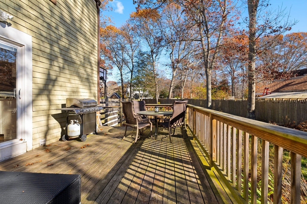 8 Blair Cir