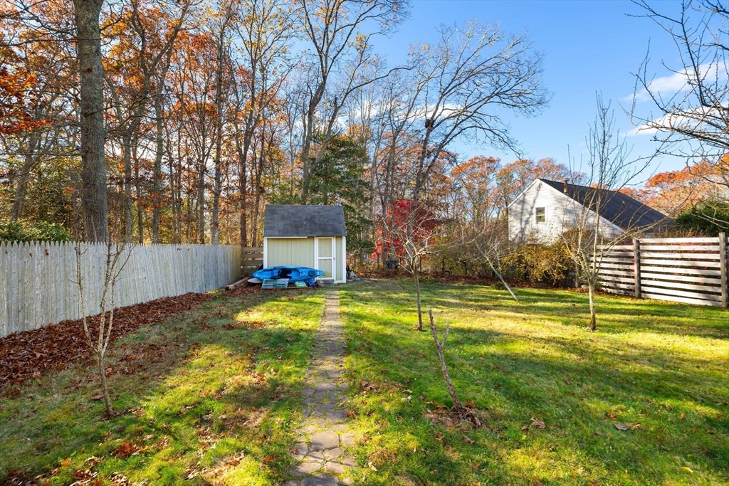 8 Blair Cir