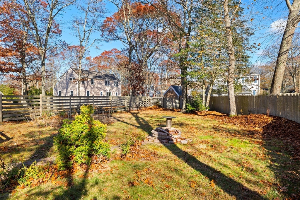 8 Blair Cir