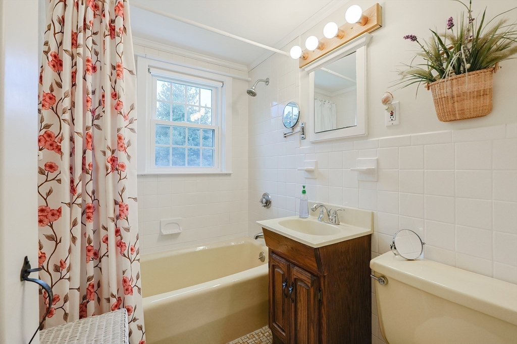 133 Mariners Lane, Falmouth