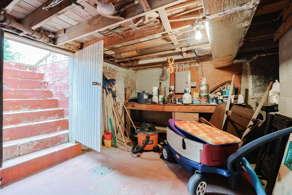 133 Mariners Lane, Falmouth