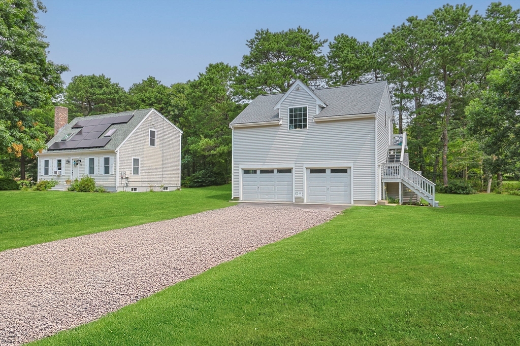 140 Noisy Hole Rd