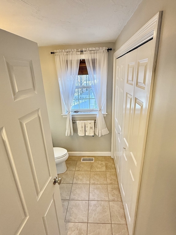 12 Wintergreen Rd