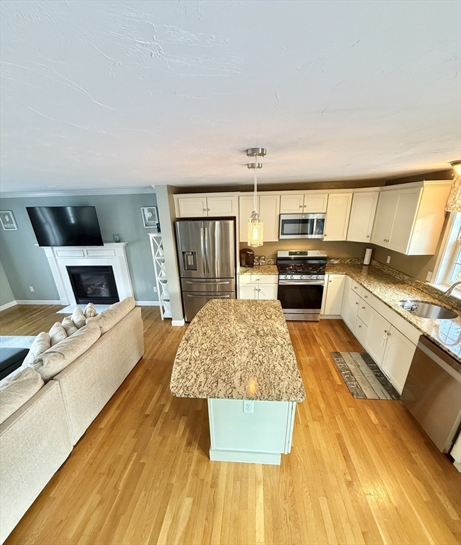 12 Wintergreen Rd
