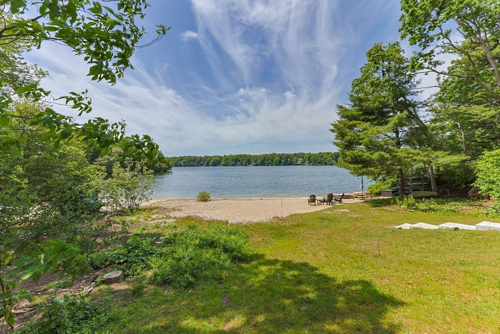73 Lake Shore Dr