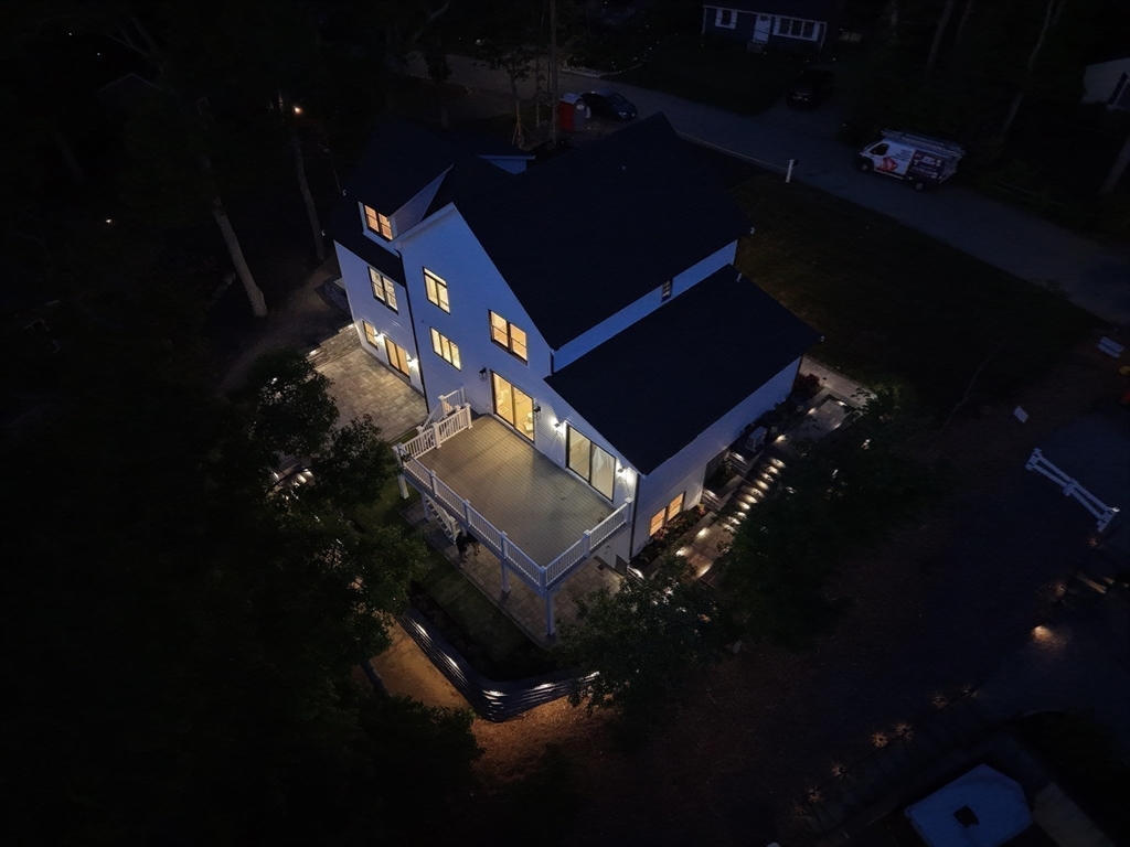 73 Lake Shore Dr