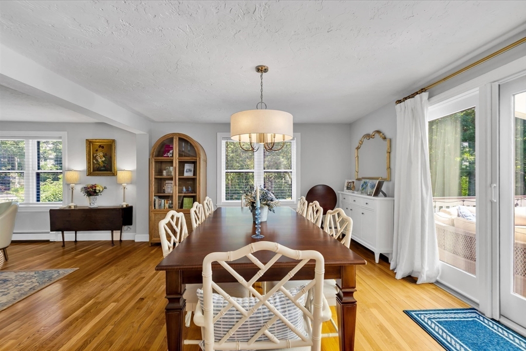 27 Crestview Dr