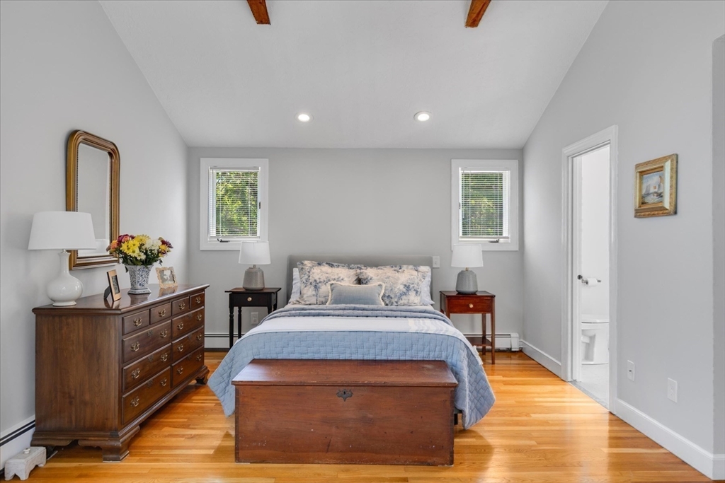 27 Crestview Dr