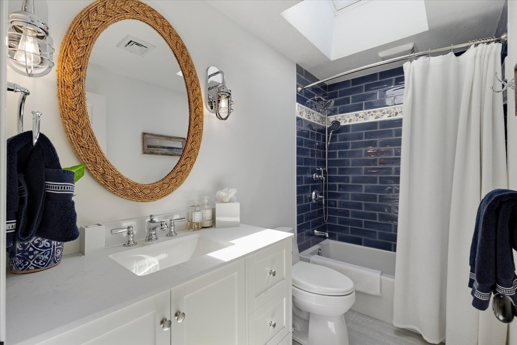 27 Crestview Dr