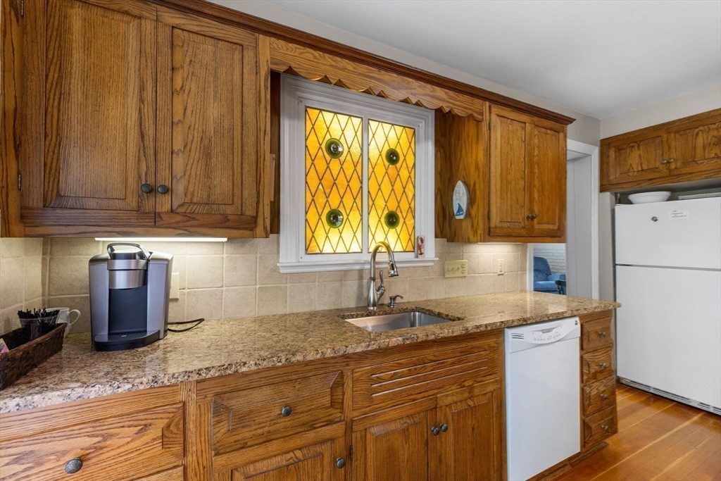621 W Falmouth Hwy