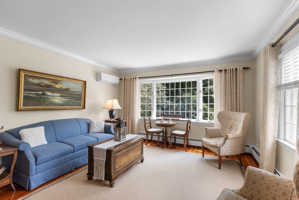 621 W Falmouth Hwy