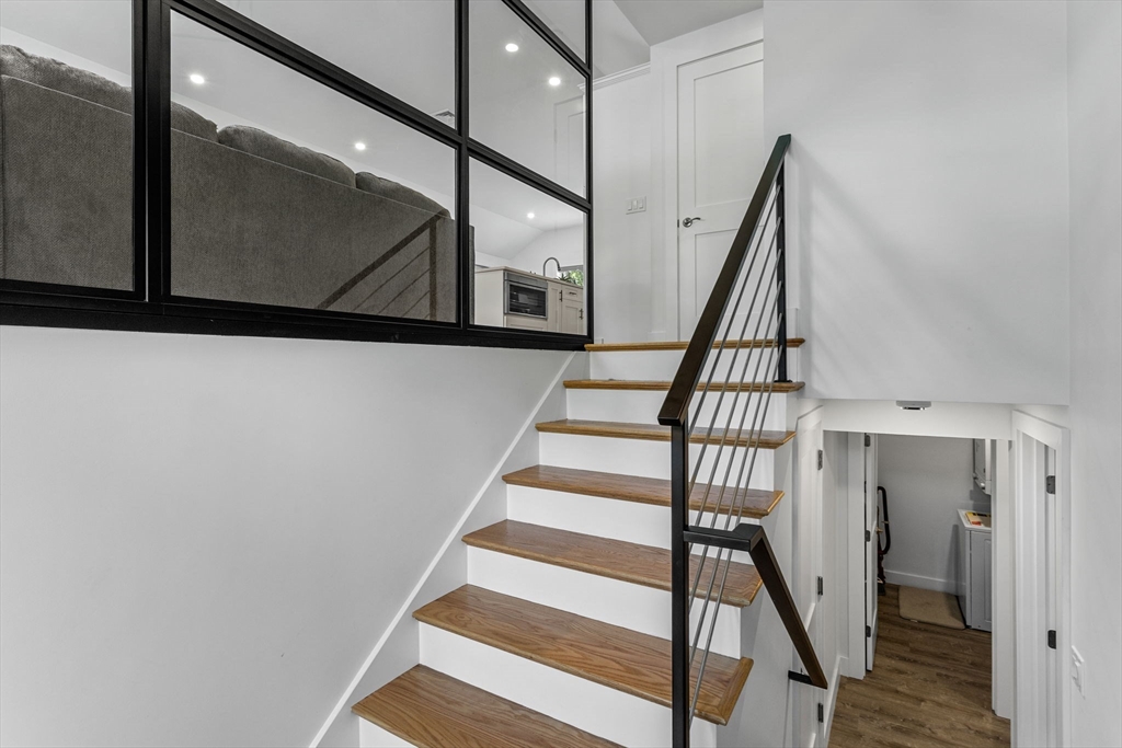 11 Madeline Rd