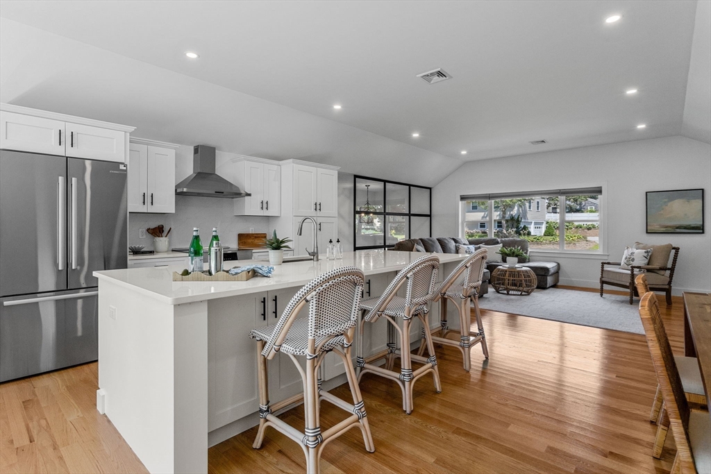 11 Madeline Rd