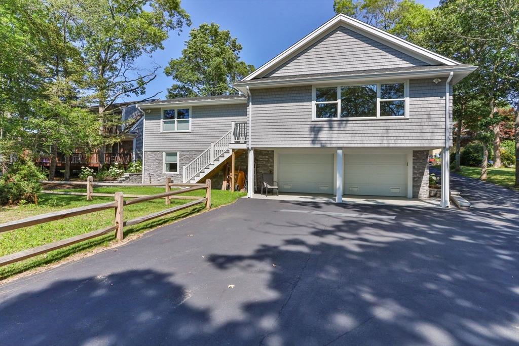 11 Madeline Rd