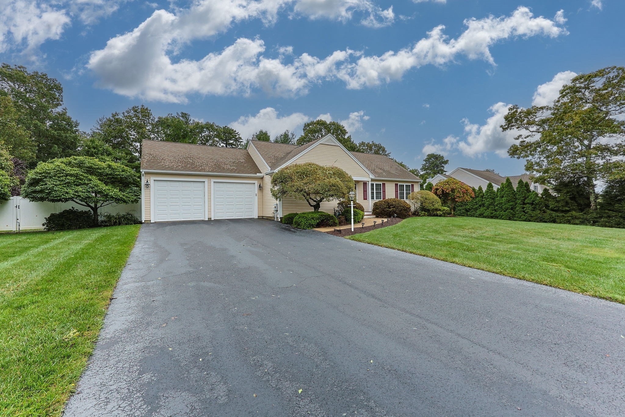 22 Mirasol Dr