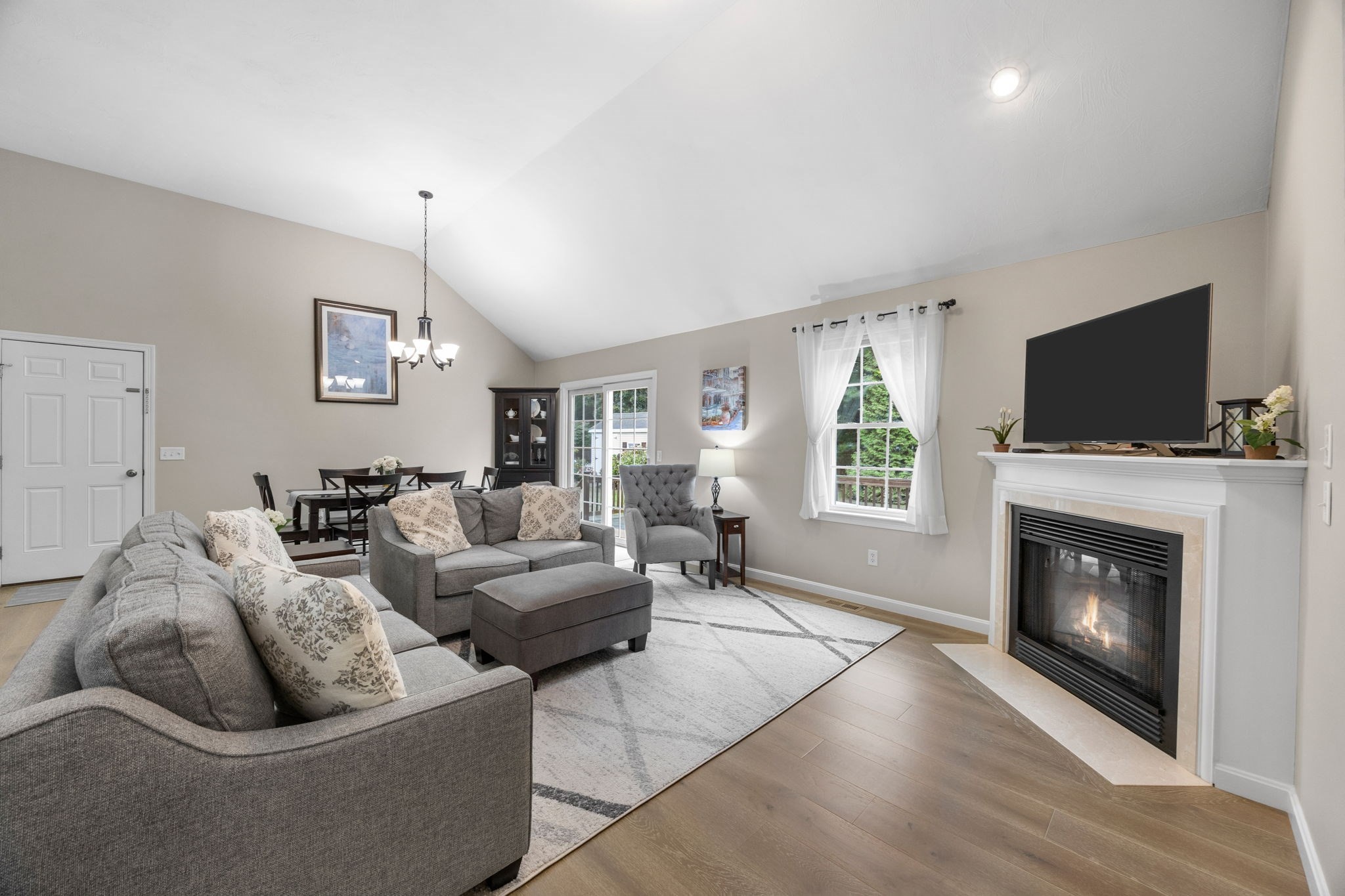 22 Mirasol Dr
