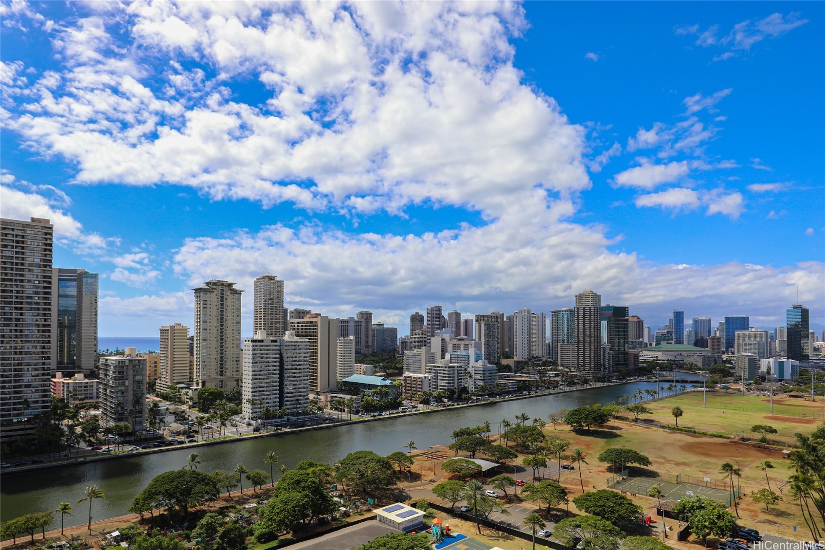 2444 Hihiwai Street 2106