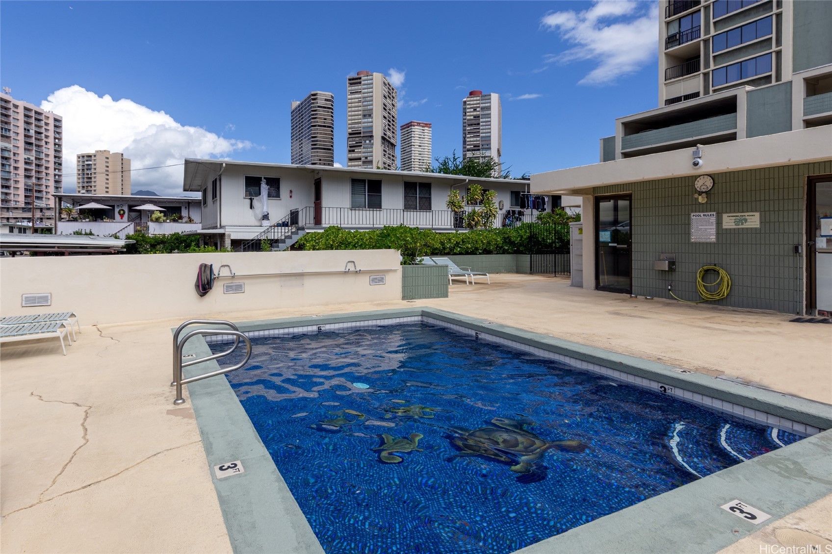 2444 Hihiwai Street 2106