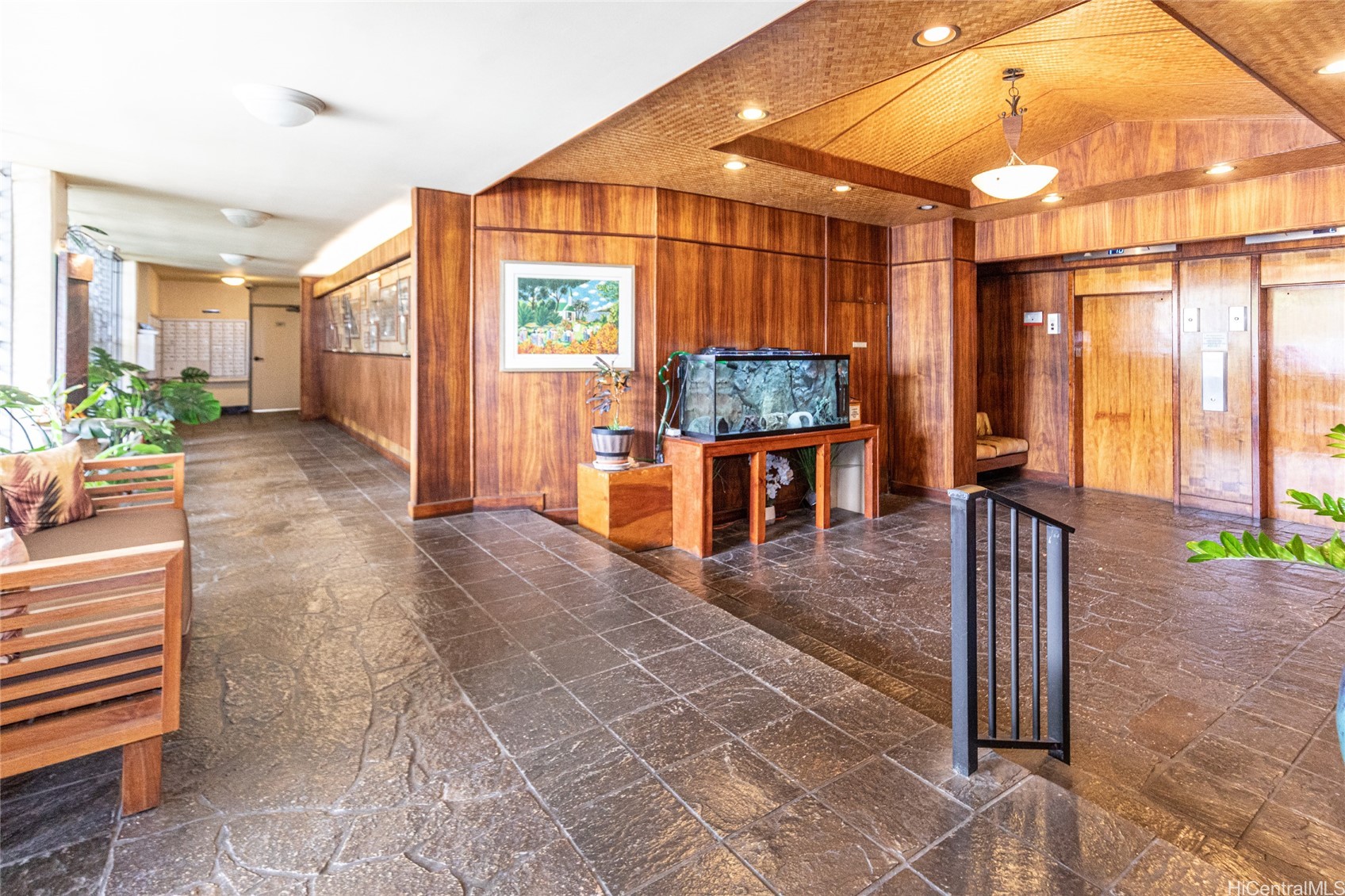 2444 Hihiwai Street 2106