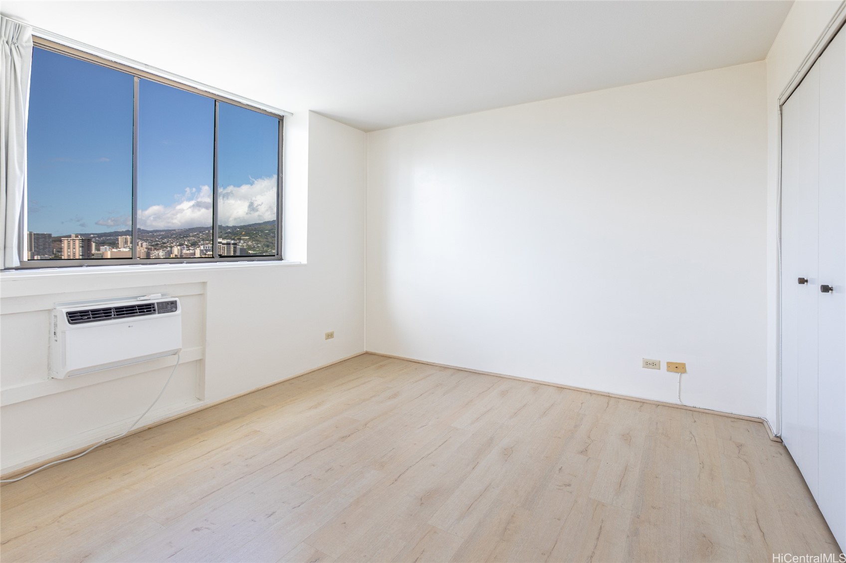2444 Hihiwai Street 2106
