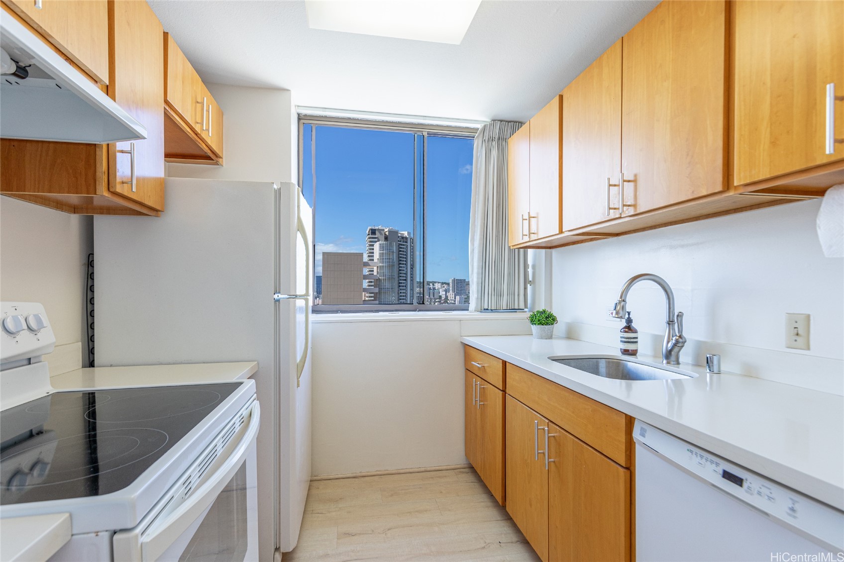 2444 Hihiwai Street 2106