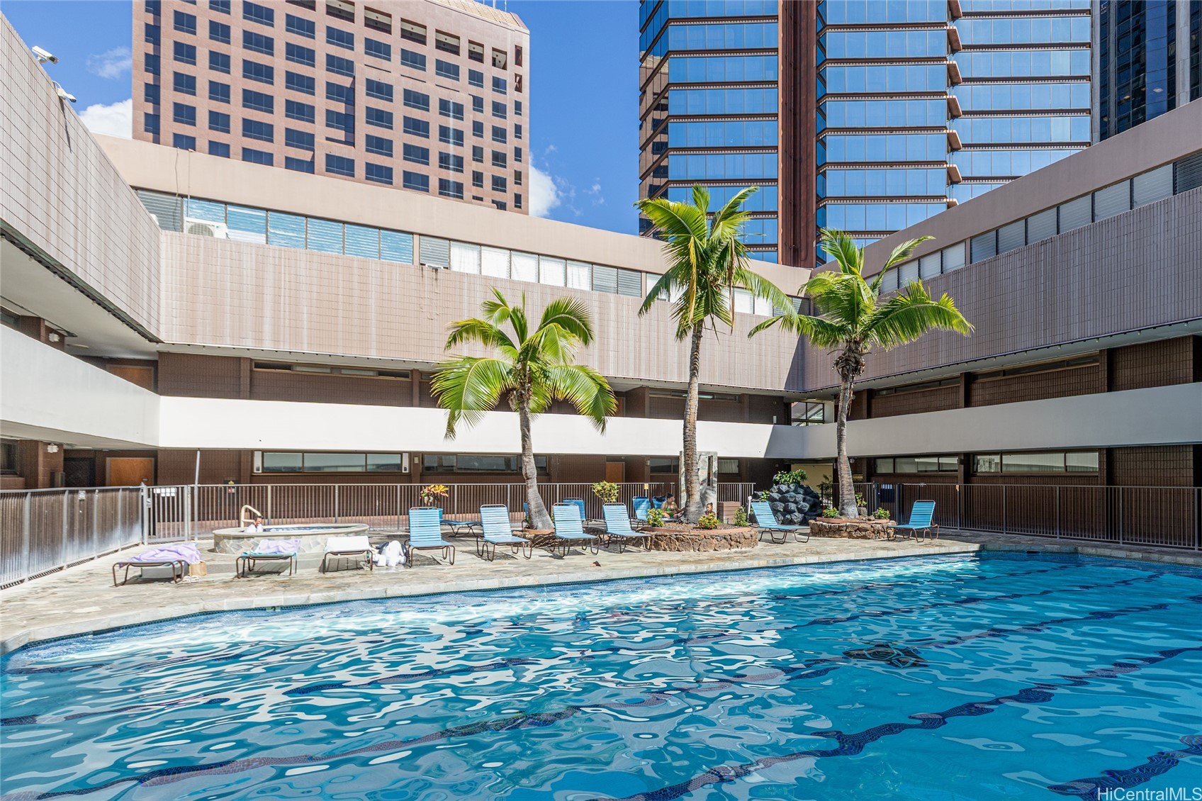 1088 Bishop Street 2001