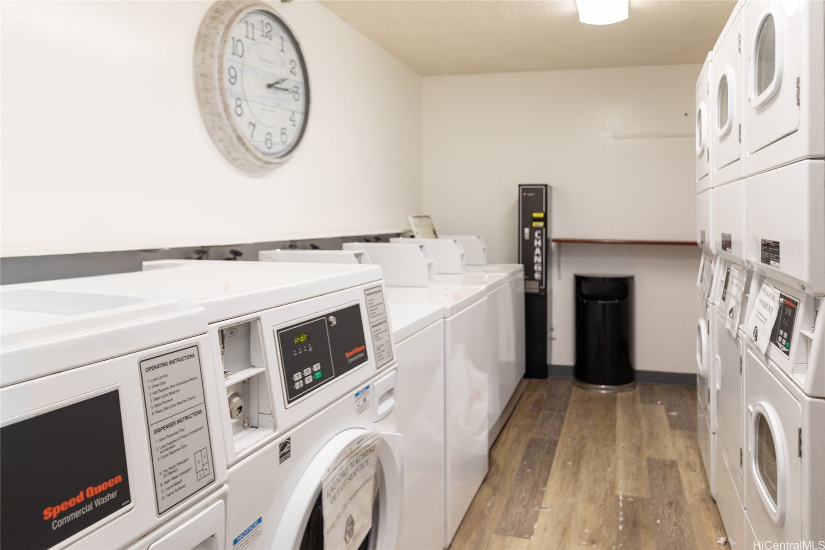 1088 Bishop Street 2001