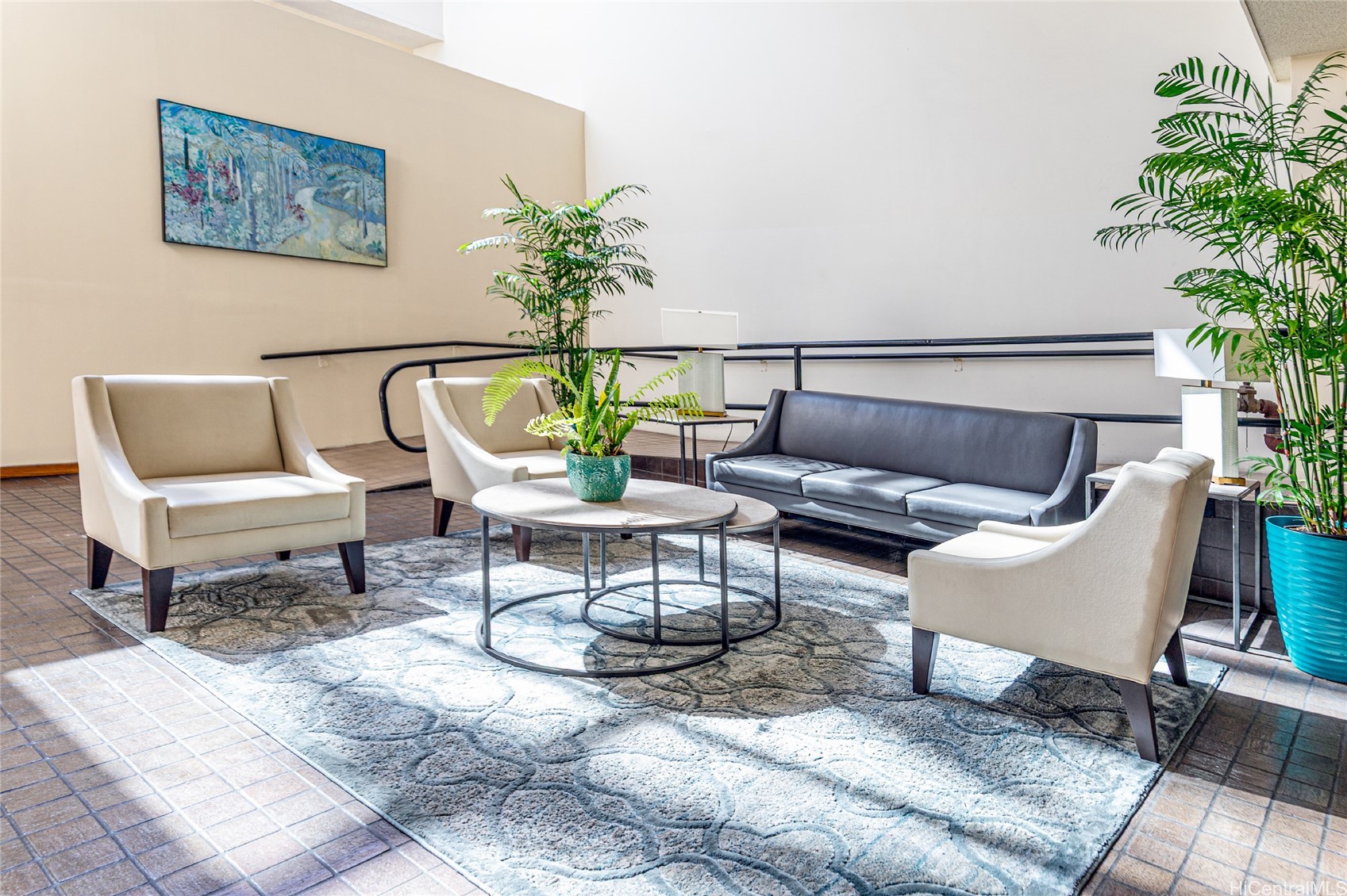 1088 Bishop Street 2001