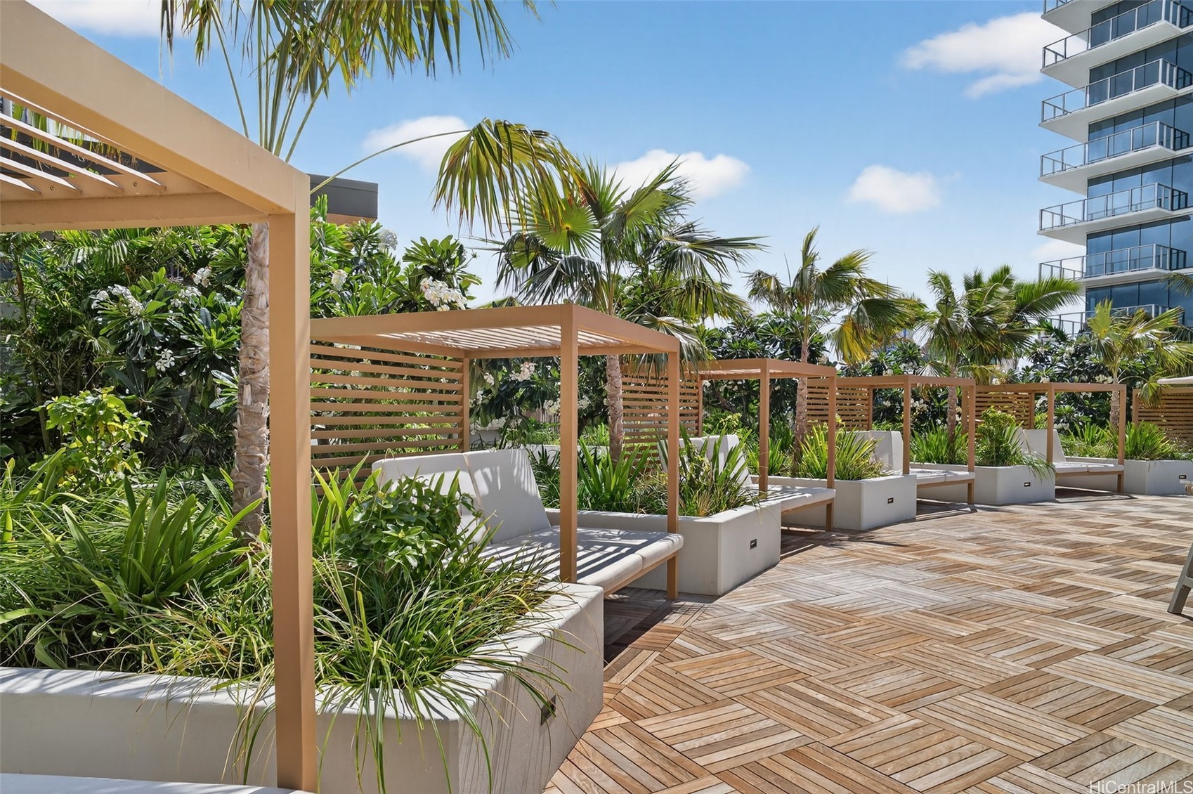 1515 Liona Street 4101