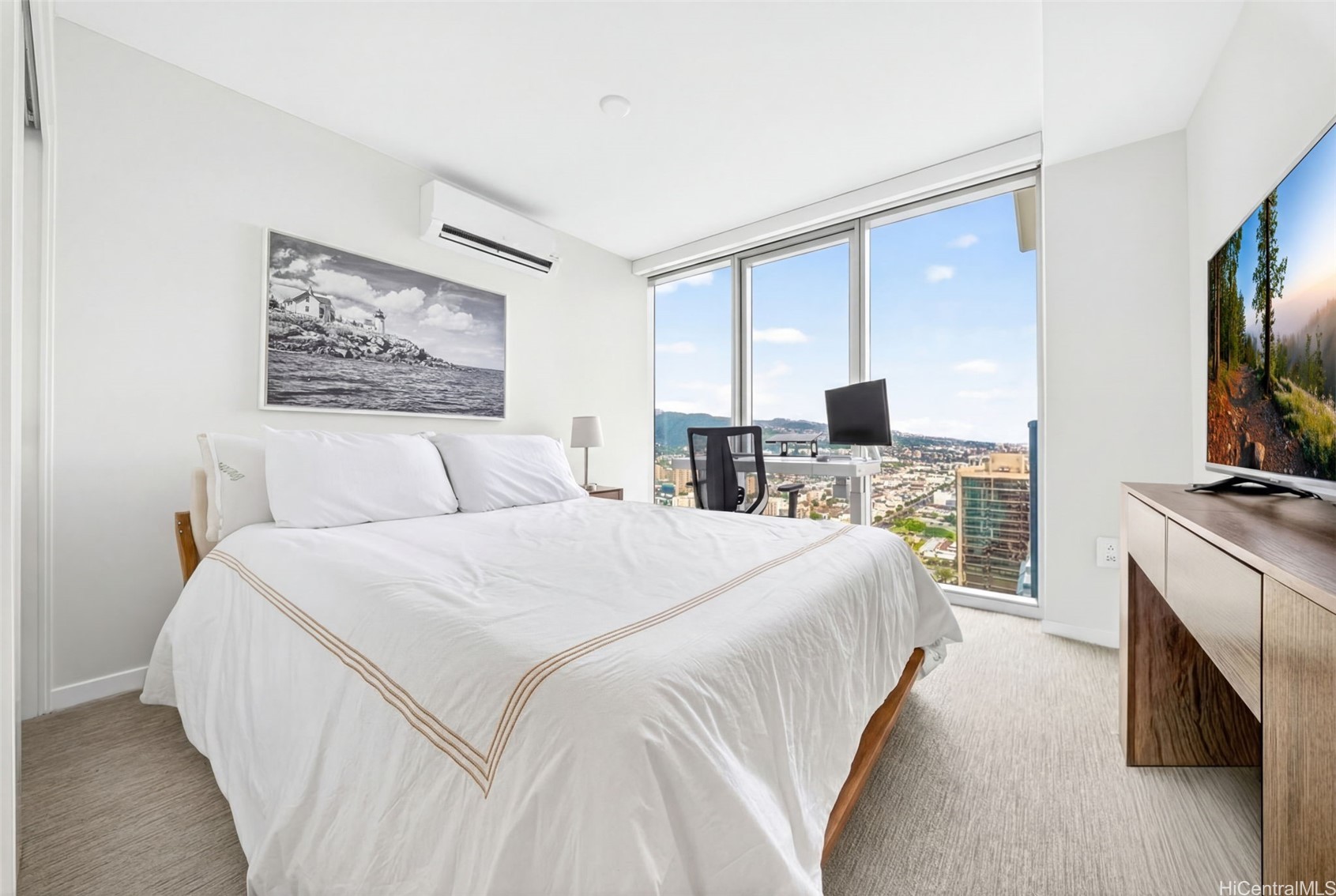 1515 Liona Street 4101