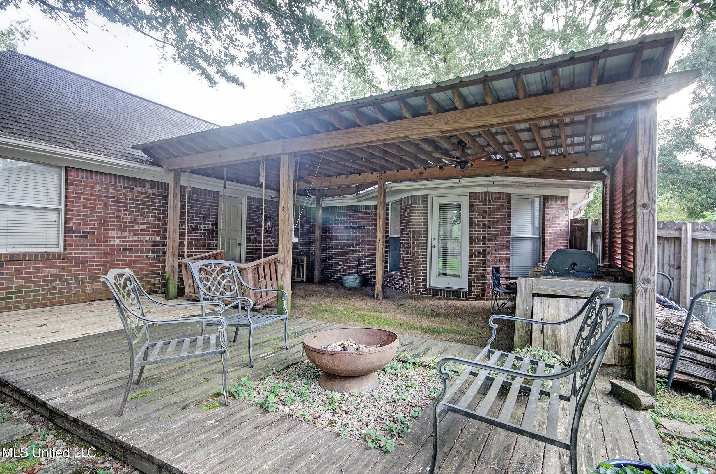 557 Spring Hill Drive