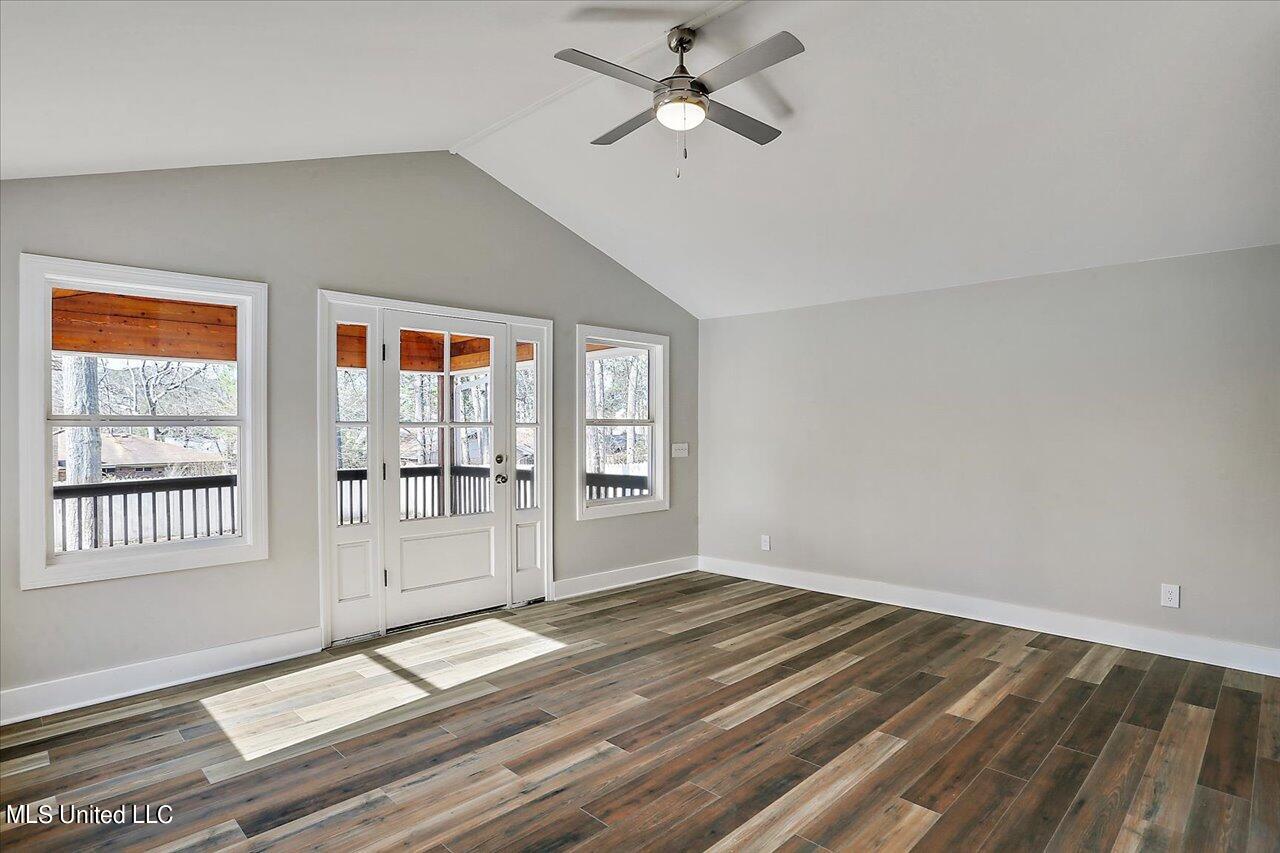 111 N Sweetgum Road