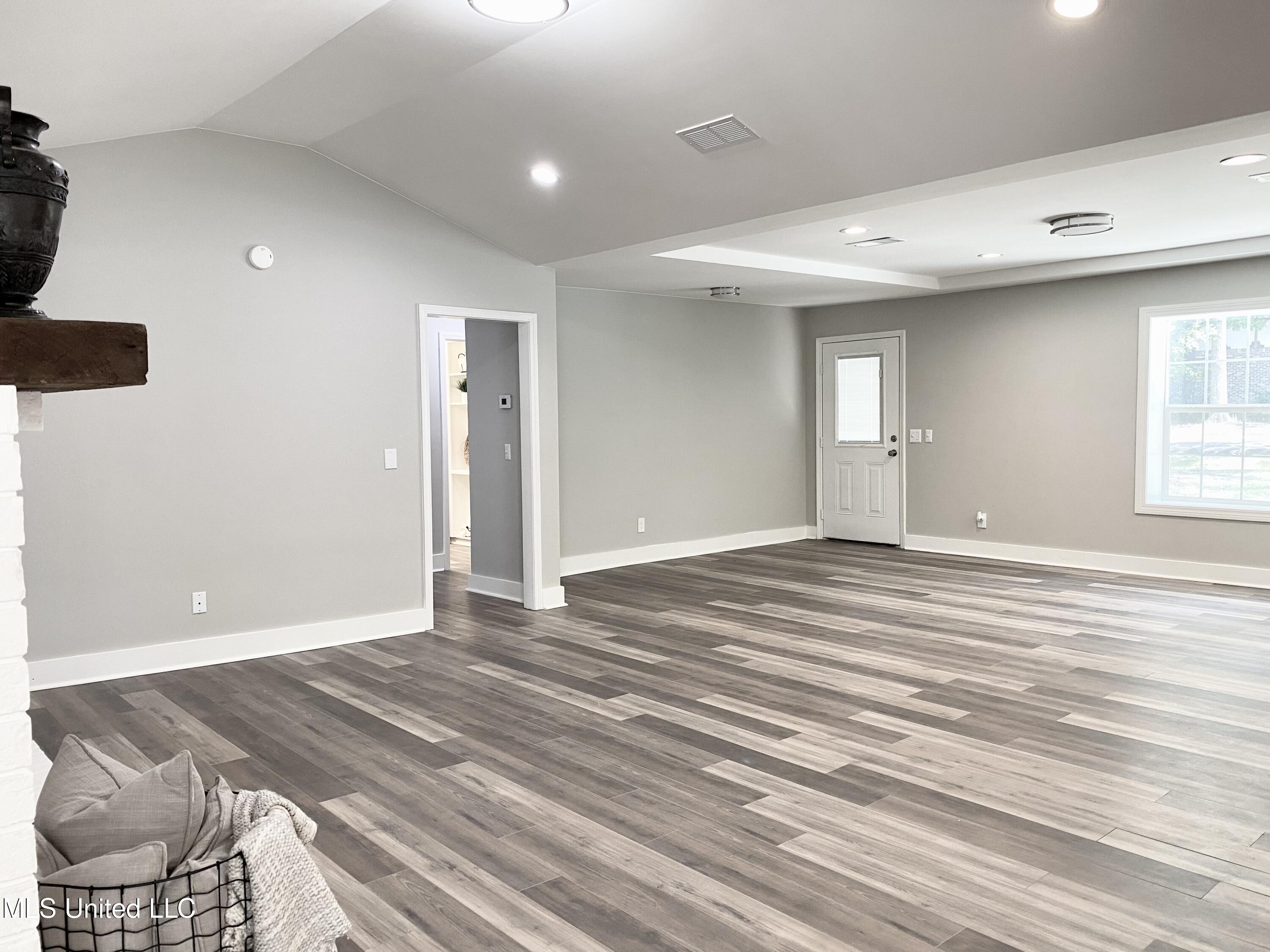 111 N Sweetgum Road